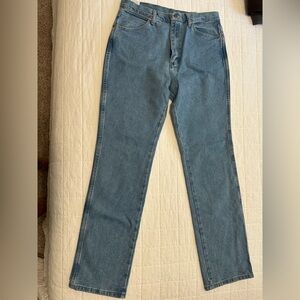 Wrangler Cowboy Cut Slim Straight light blue Men's Jeans. 34x34. NWT